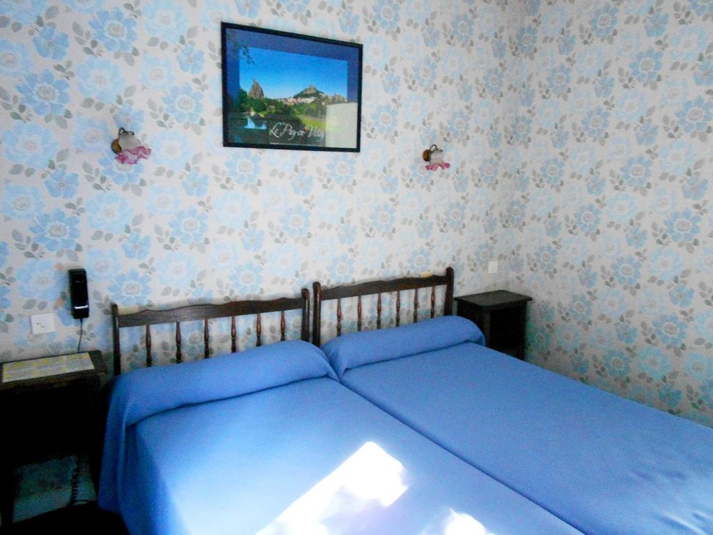Hotel Restaurant Du Moulin De Barette Blavozy Номер фото