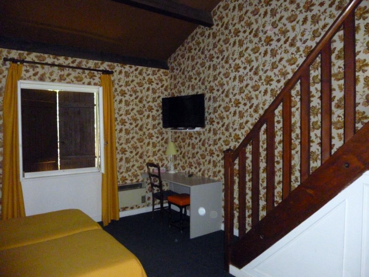 Hotel Restaurant Du Moulin De Barette Blavozy Экстерьер фото